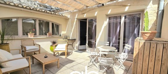 Здание 300м² в Эг-Морт, Франция № 298262 3