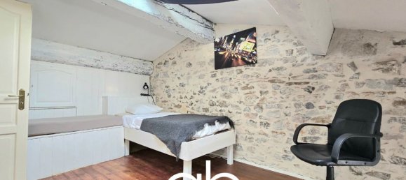 Здание 300м² в Эг-Морт, Франция № 298262 11