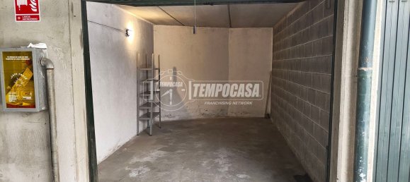 Garage in Brugherio, Italy, Nr. 314732 8