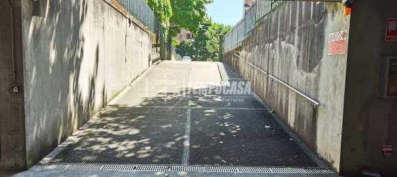 Garage in Brugherio, Italy, Nr. 314732 3