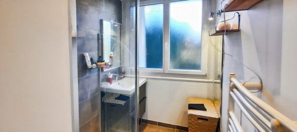 2 chambres Appartement à Clermont-Ferrand, France No. 59580 4