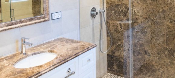 6 bedrooms Villa in Malaga, Spain No. 146867 34