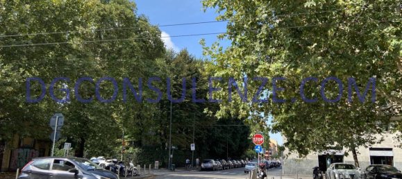 2 bedrooms Commercial property in Milan, Italy No. 261864 9