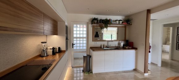 Apartamento de 3 dormitorios en Altea, Spain No. 13653 23