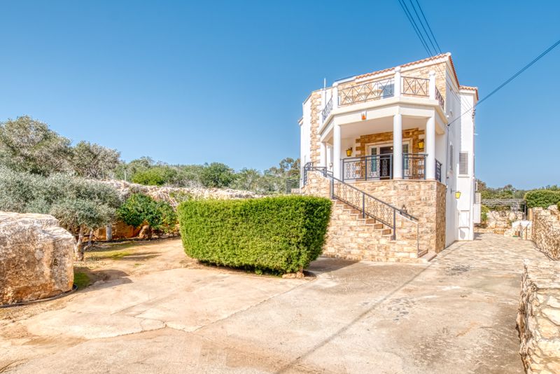 6 dormitorios villa en venta en Ayia Napa, Ammochostos, Cyprus № 12073