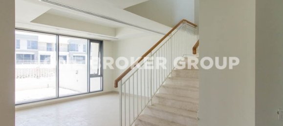 Villa de 4 dormitorios en Dubai Hills Estate, UAE No. 237 9