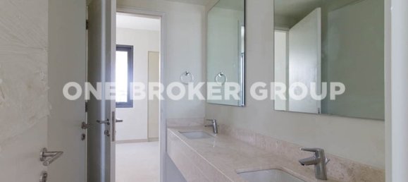 Villa de 4 dormitorios en Dubai Hills Estate, UAE No. 237 5