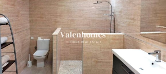 Casa de 4 dormitorios en Barcelona, Spain No. 146129 21