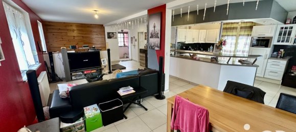 3 bedrooms House in Bollwiller, France No. 39139 3