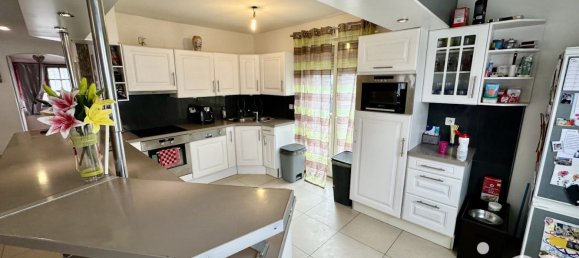 3 bedrooms House in Bollwiller, France No. 39139 4