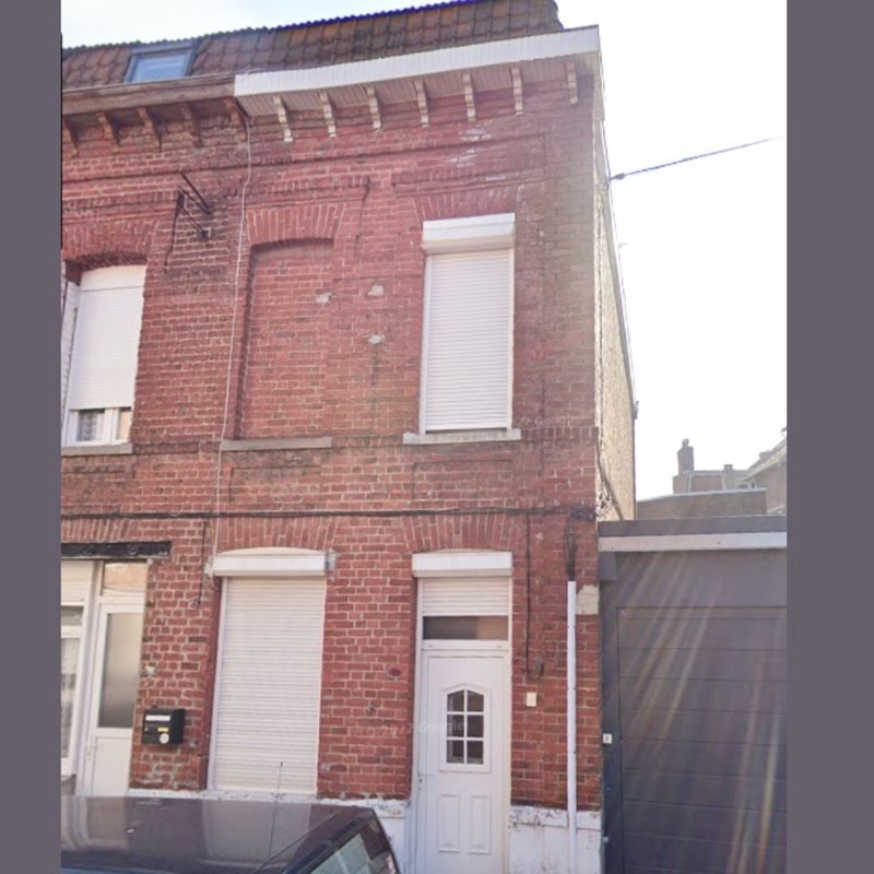 Casa de 4 dormitorios en Henin-Beaumont, France No. 221571