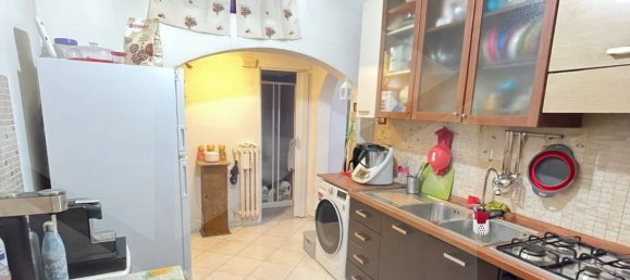 Studio in Rome, Italy No. 34088 3