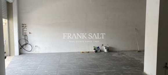 Laden in Mosta, Malta 108m², Nr. 12477 8