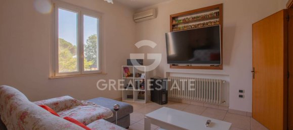 4 bedrooms Villa in Castiglione del Lago, Italy No. 353602 15