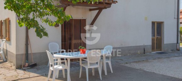 4 bedrooms Villa in Castiglione del Lago, Italy No. 353602 5