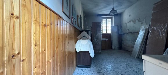 8 rooms House in Rescaldina, Italy No. 12853 20