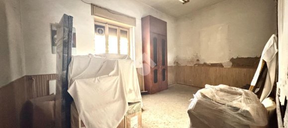 8 rooms House in Rescaldina, Italy No. 12853 17