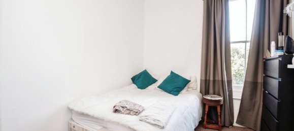 3 bedrooms House in Leyton, United Kingdom No. 11551 8