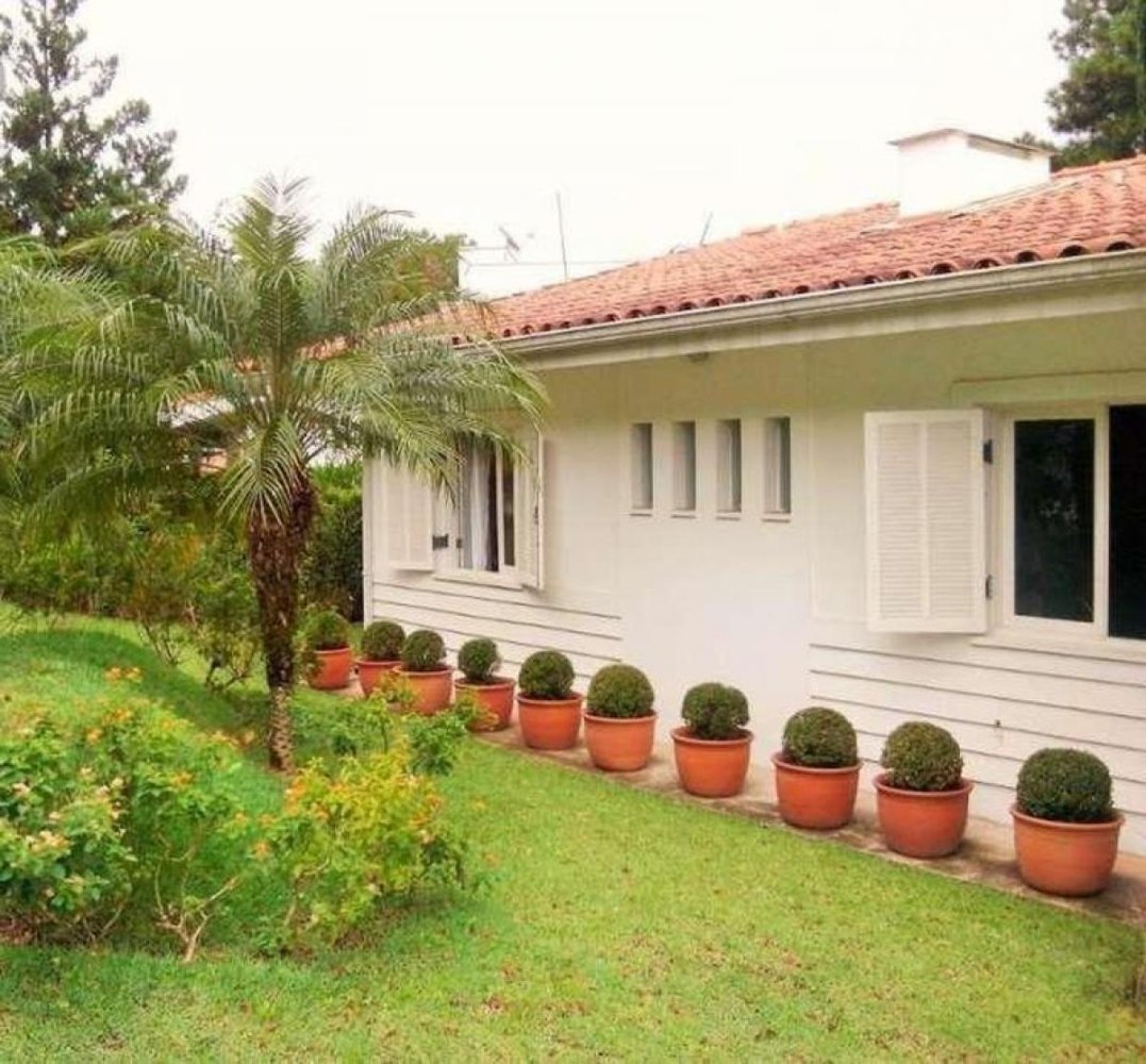 Casa de 3 dormitorios en Sao Paulo, Brazil No. 589517