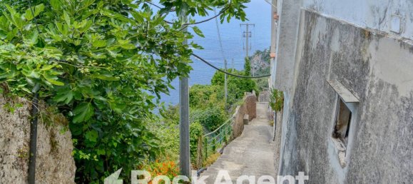 415m² Land in Ravello, Italy No. 308479 5