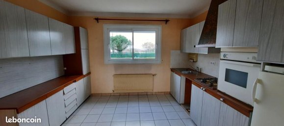 4 Schlafzimmer Haus in Gorges, France, Nr. 98993 2