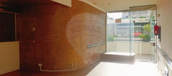 56m² Office in Faro, Portugal No. 233420 2