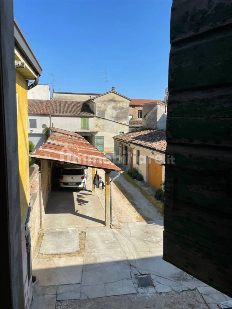 3 chambres Appartement à Luzzara, Italy No. 89038