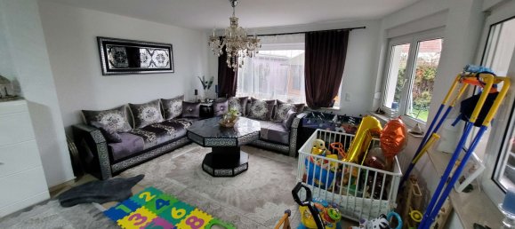 2 Schlafzimmer Haus in Morfelden-Walldorf, Germany, Nr. 79607 2