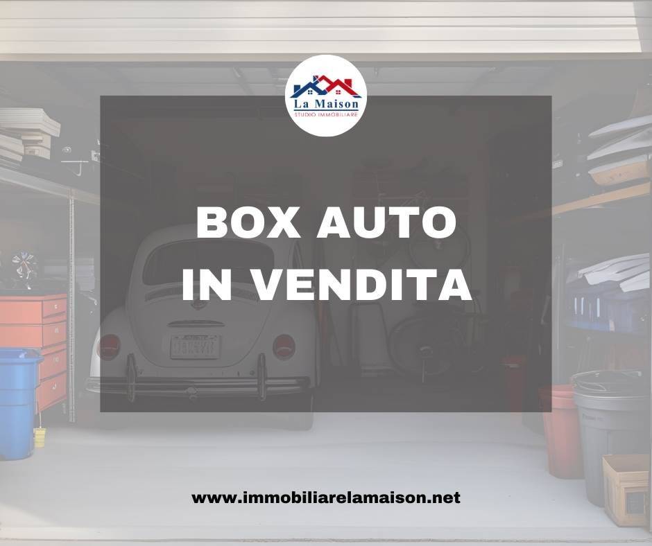 34m² Garage in Albano Laziale, Italy No. 386833