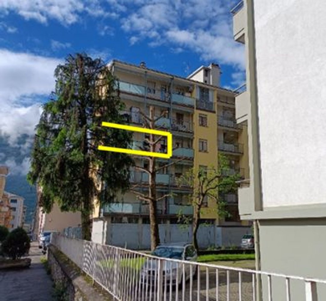 3 rooms Apartment in Sondrio, Italy No. 3502