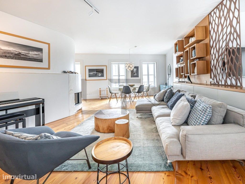 Квартира с 2 спальнями в Лиссабон, Португалия № 325768