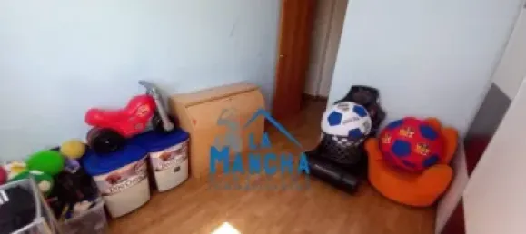 Apartamento de 3 dormitorios en Albacete, Spain No. 184174 17