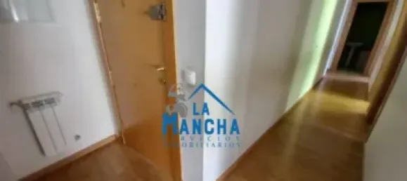 Apartamento de 3 dormitorios en Albacete, Spain No. 184174 22