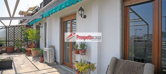 3 غرف نوم بانتهاوس في Milan, Italy رقم 246279 18