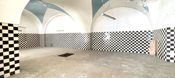  عقار تجاري في Squinzano, Italy 500متر مربع رقم 136251 10