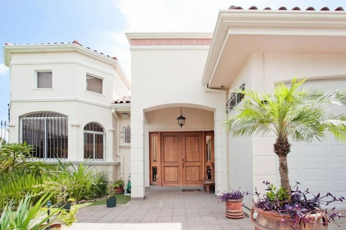 4 bedrooms House in Santa Ana, Costa Rica No. 875