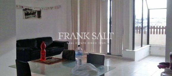 2 Schlafzimmer Penthouse in Swatar, Malta, Nr. 8277 4