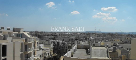 2 Schlafzimmer Penthouse in Swatar, Malta, Nr. 8277 2