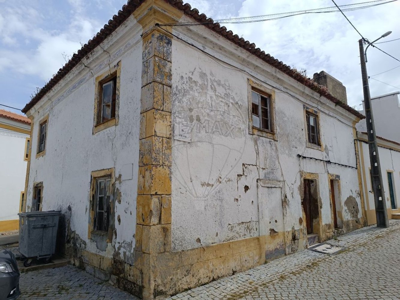Casa de 3 dormitorios en Ervedal, Portugal No. 172196