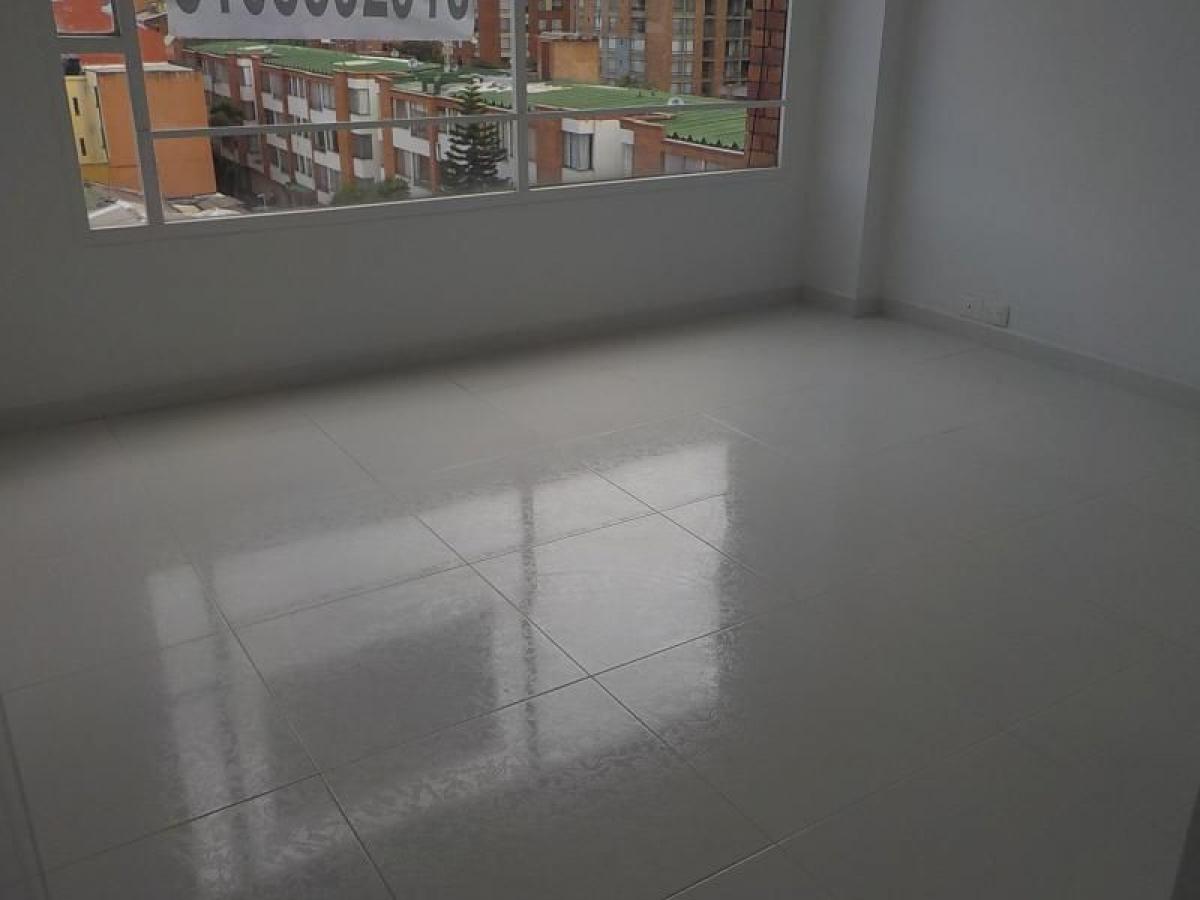 3 bedrooms House in Bogota, Colombia No. 12051