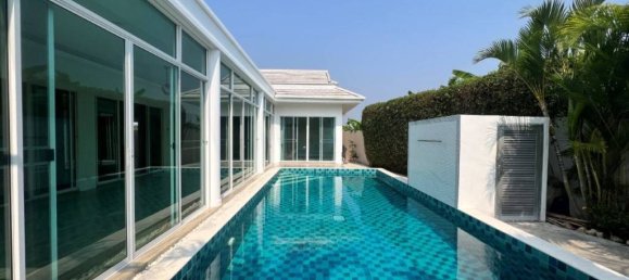 Villa de 3 dormitorios en Pran Buri, Thailand No. 58466 4