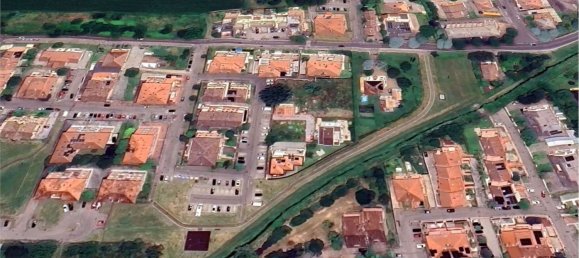 889m² Land in Castelfranco Emilia, Italy No. 306840 6