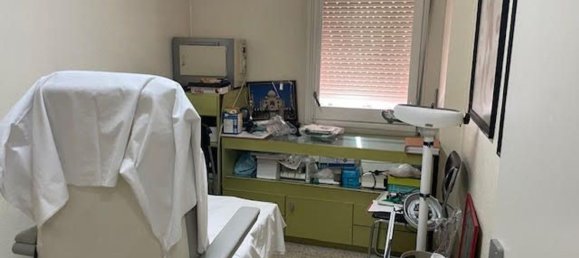 4 chambres Appartement à Badalona, Spain No. 157263 5