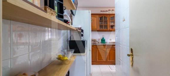 3 bedrooms Commercial property in Cascais, Portugal No. 77172 19