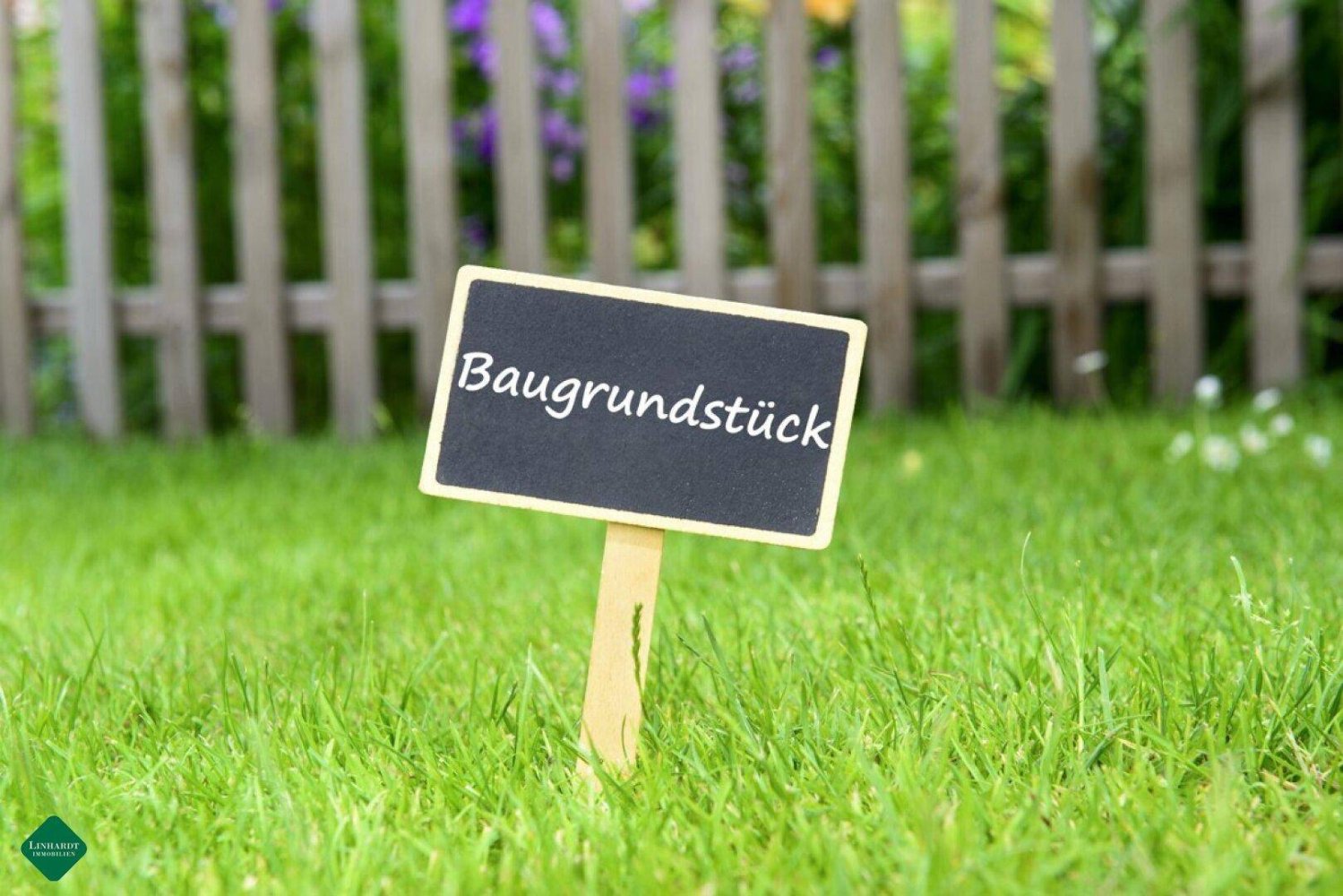 2400m² Land in Enzersdorf an der Fischa, Austria No. 113027