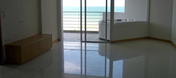 2 bedrooms Condo in Pattaya, Thailand No. 1422 2