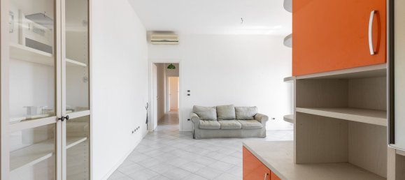 3 bedrooms Apartment in Bologna, Italy No. 321460 10