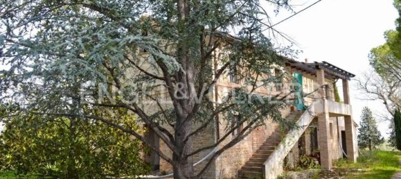 12-Zimmer Haus in Penna San Giovanni, Italy, Nr. 126829 18