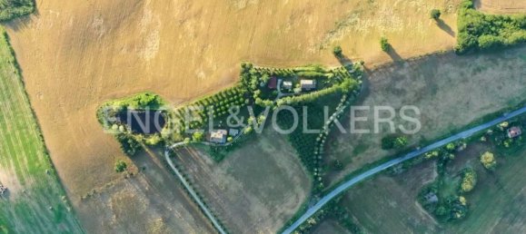 12-Zimmer Haus in Penna San Giovanni, Italy, Nr. 126829 24