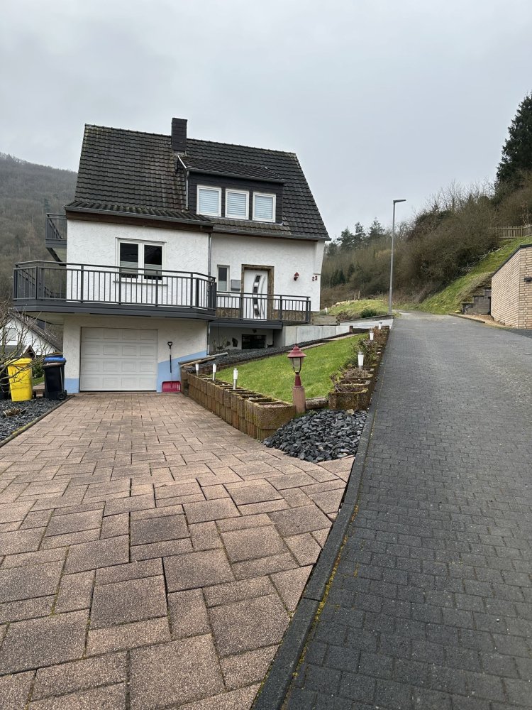 5 rooms House in Ahrweiler, Germany No. 132043